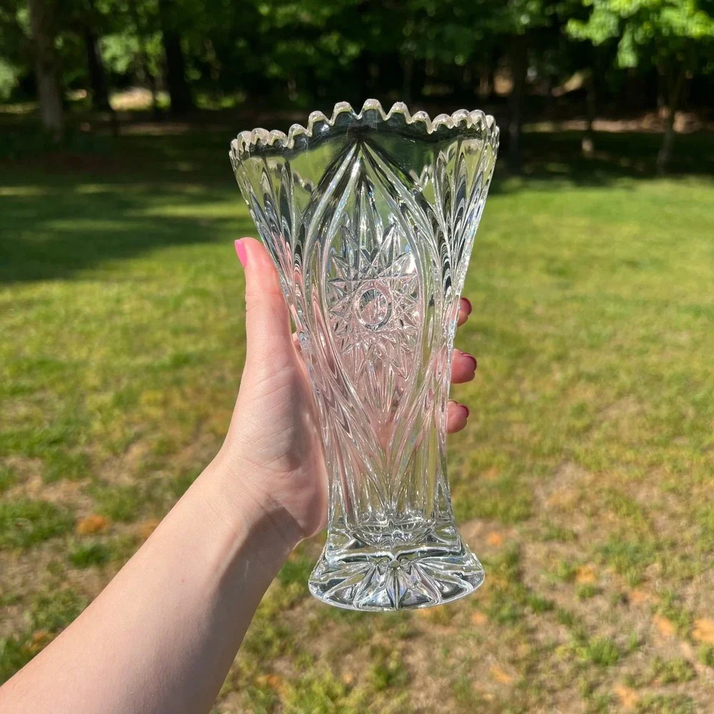 Vintage Nachtmann Palais Lead Crystal‎ Vase Made in Germany Scalloped Edge